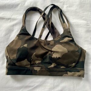 Athleta Women's Green Camo Run Free Asymmetrical Strappy Sports Bra Size Small